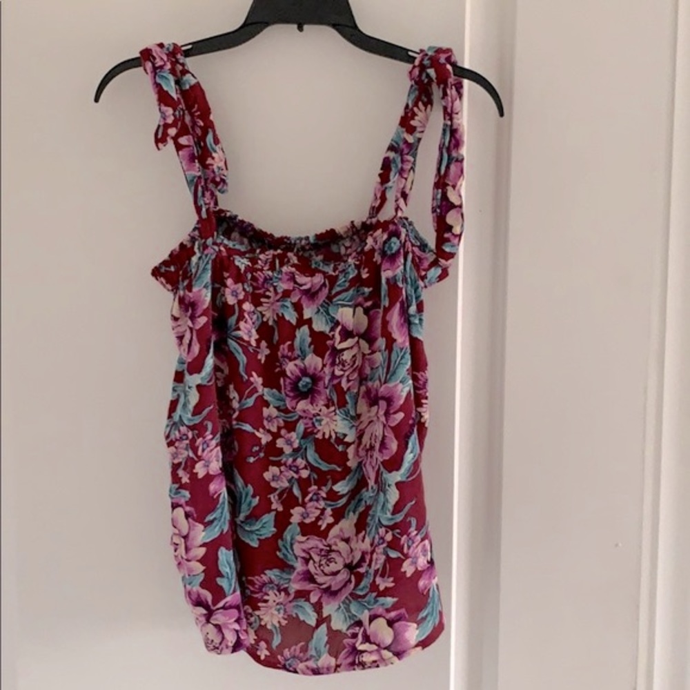 AMERICAN EAGLE strapless/tie strap top